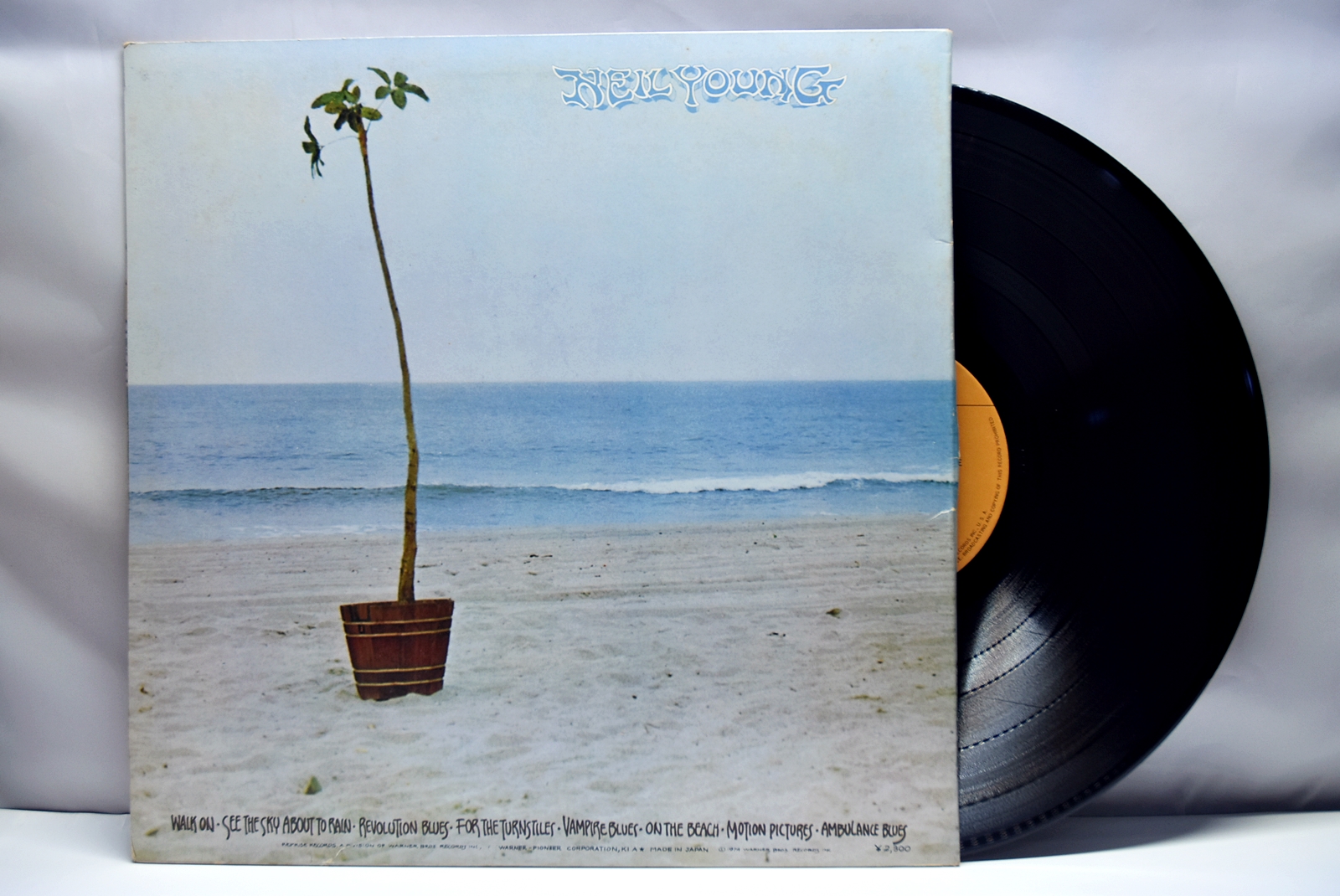 Neil Young [닐 영] - On The Beach ㅡ 중고 수입 오리지널 아날로그 LP