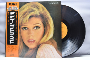 Nancy Sinatra [낸시 시나트라] - Nancy Sinatra ㅡ 중고 수입 오리지널 아날로그 LP