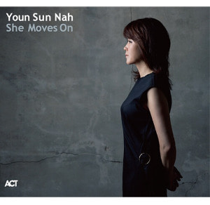 나윤선 - SHE MOVES ON [180g LP]  2021년 5월 20일 발매