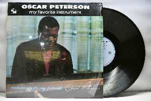 Oscar Peterson [오스카 피터슨] - My Favorite Instrument (Exclusively For My Friends) - 중고 수입 오리지널 아날로그 LP