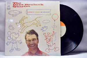 The Dave Brubeck Quartet [데이브 브루벡] - Dave Digs Disney - 중고 수입 오리지널 아날로그 LP
