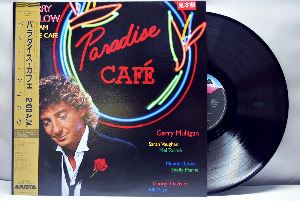 Barry Manilow [베리 매닐로우]‎ - 2:00 AM Paradise Cafe - 중고 수입 오리지널 아날로그 LP