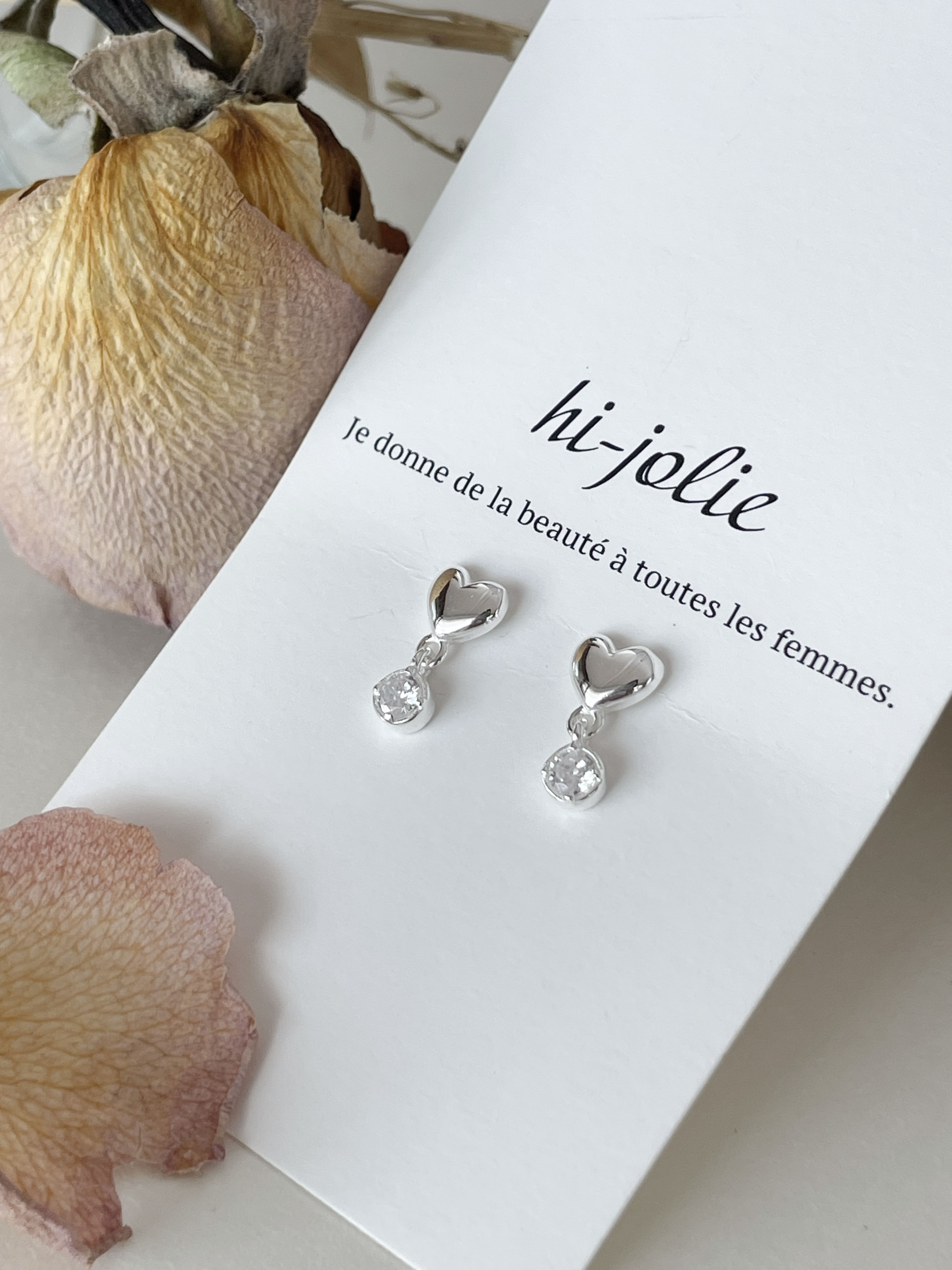 [당일발송/92.5 Silver]  Minimal heart &amp; cubic earrings