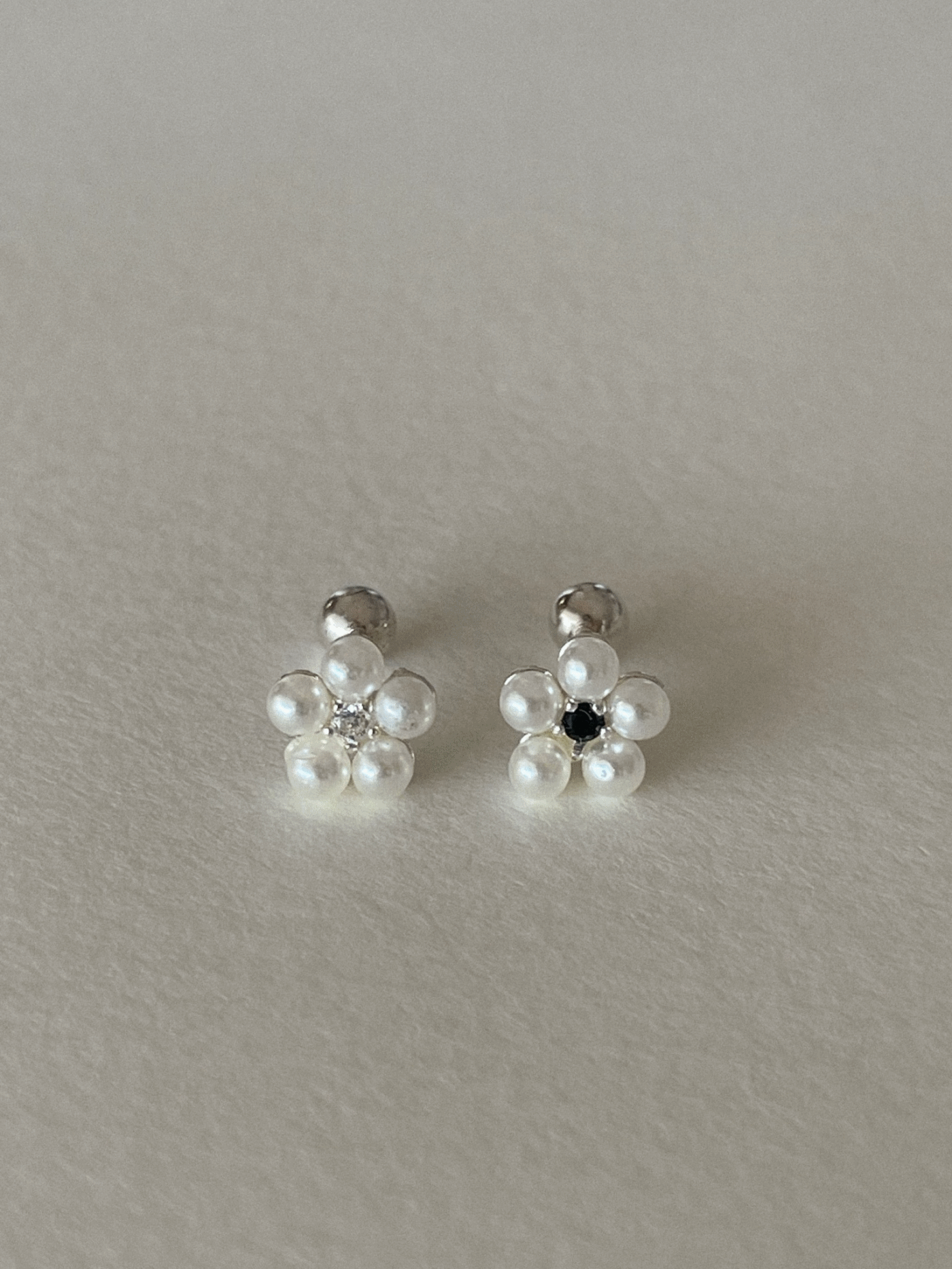[92.5 Silver]  Flower cubic pearl piercing