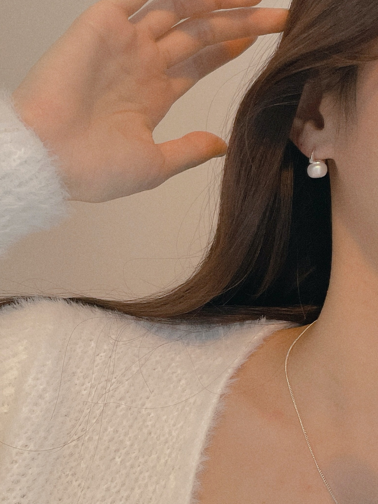 [당일발송/92.5 Silver] Grace bold pearl one-touch earrings