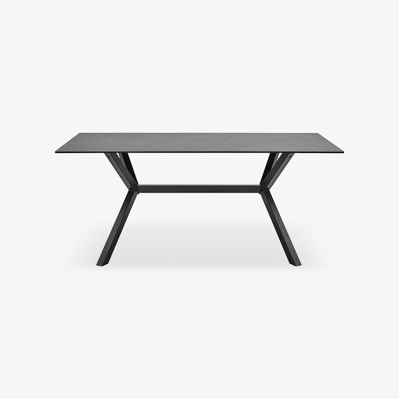 Zari Table