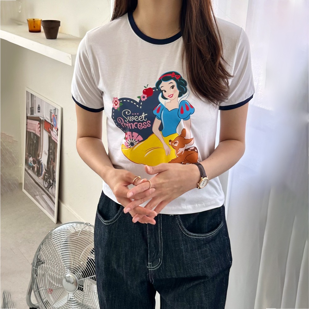 [디즈니정품] 백설공주 배색 반팔 티셔츠 2color