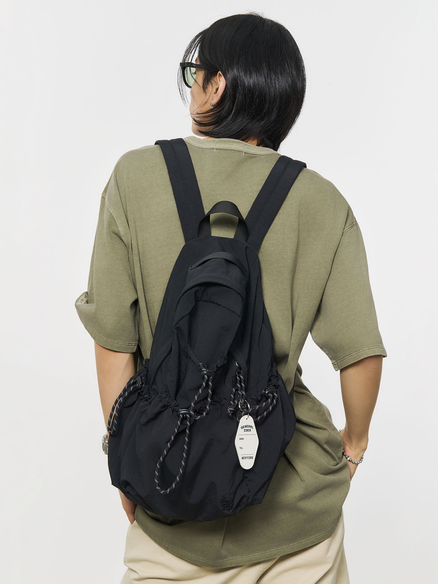   上質ナイロン テック ユーティリティ バックパック GENERAL IDEA] UNISEX ユーティリティナイロンバックパック [BLACK]