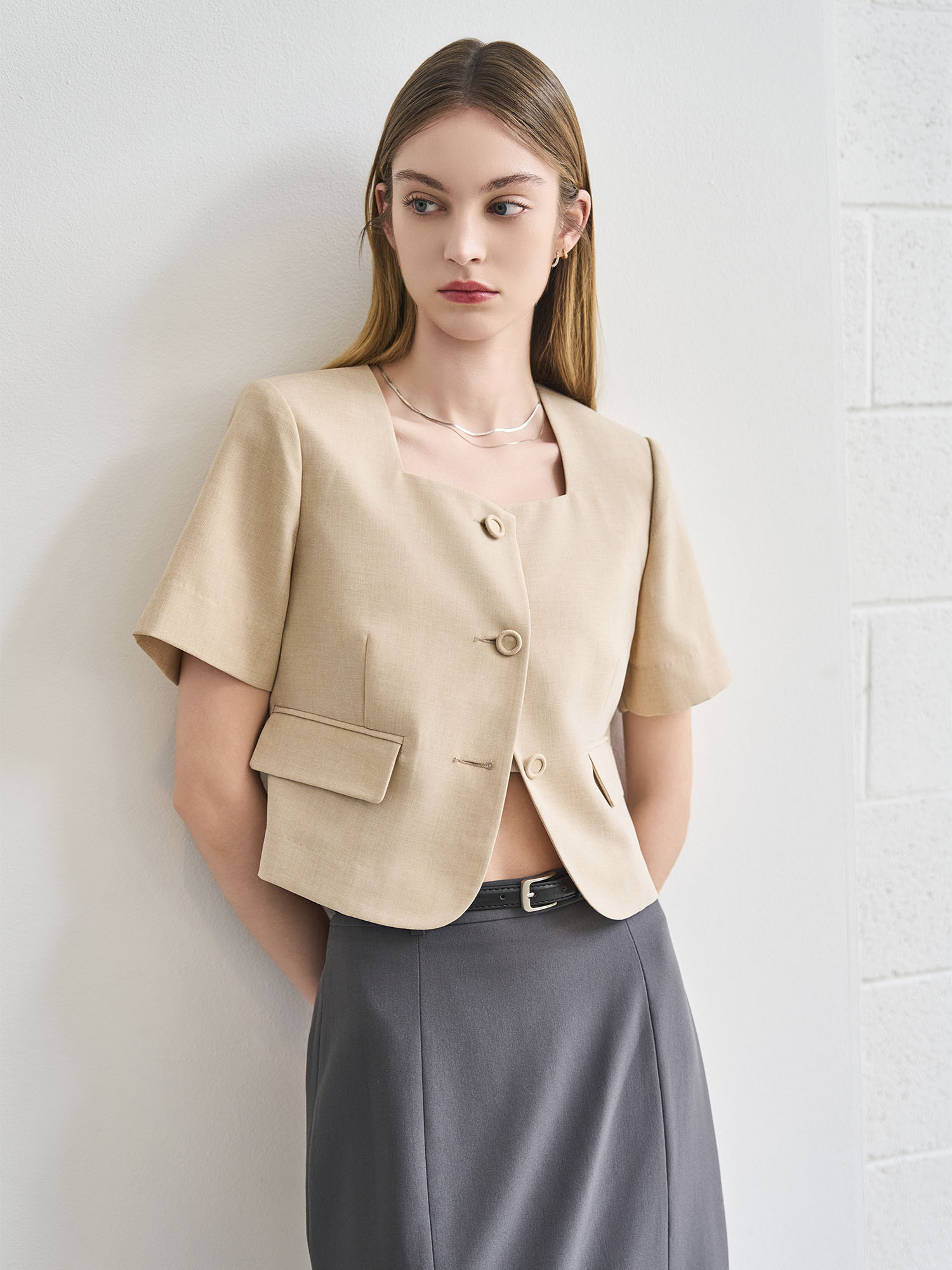 GENERAL IDEA] WOMAN スクエアネック ハーフ ジャケット [LIGHT