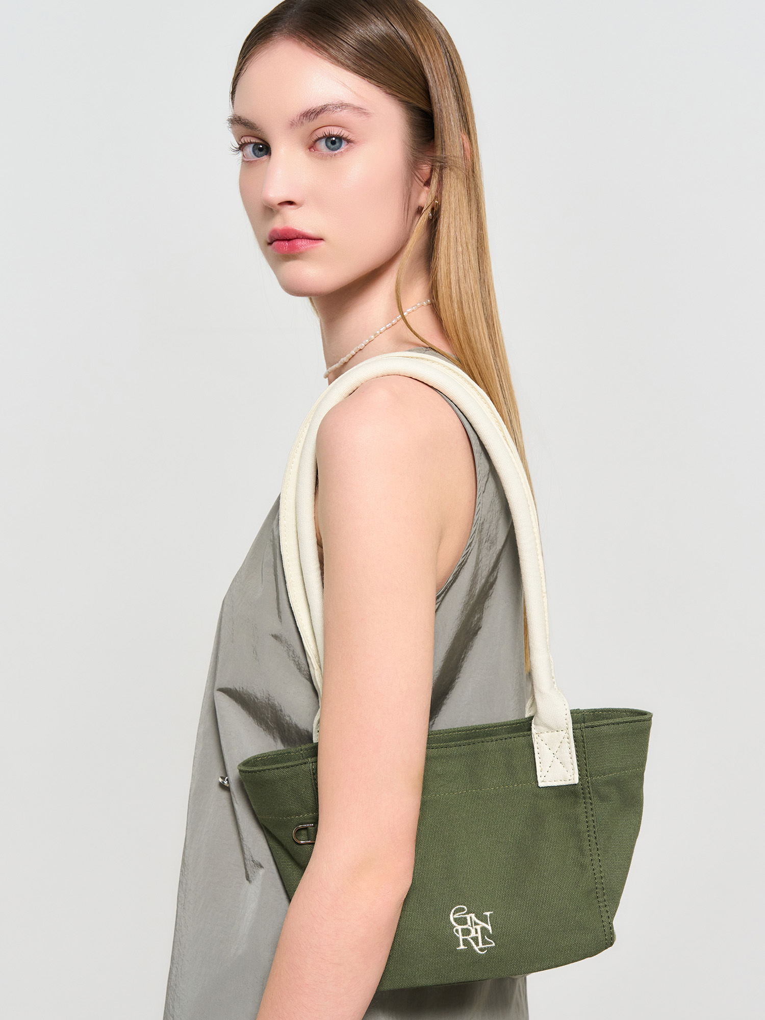 GENERAL IDEA] WOMAN GNRL ミニキャンバス トートバッグ [KHAKI]