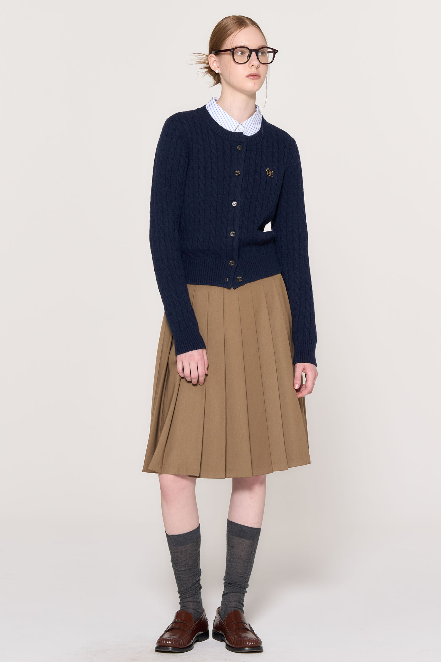 GENERAL IDEA] WOMAN ケーブル編みラウンドネックカーディガン