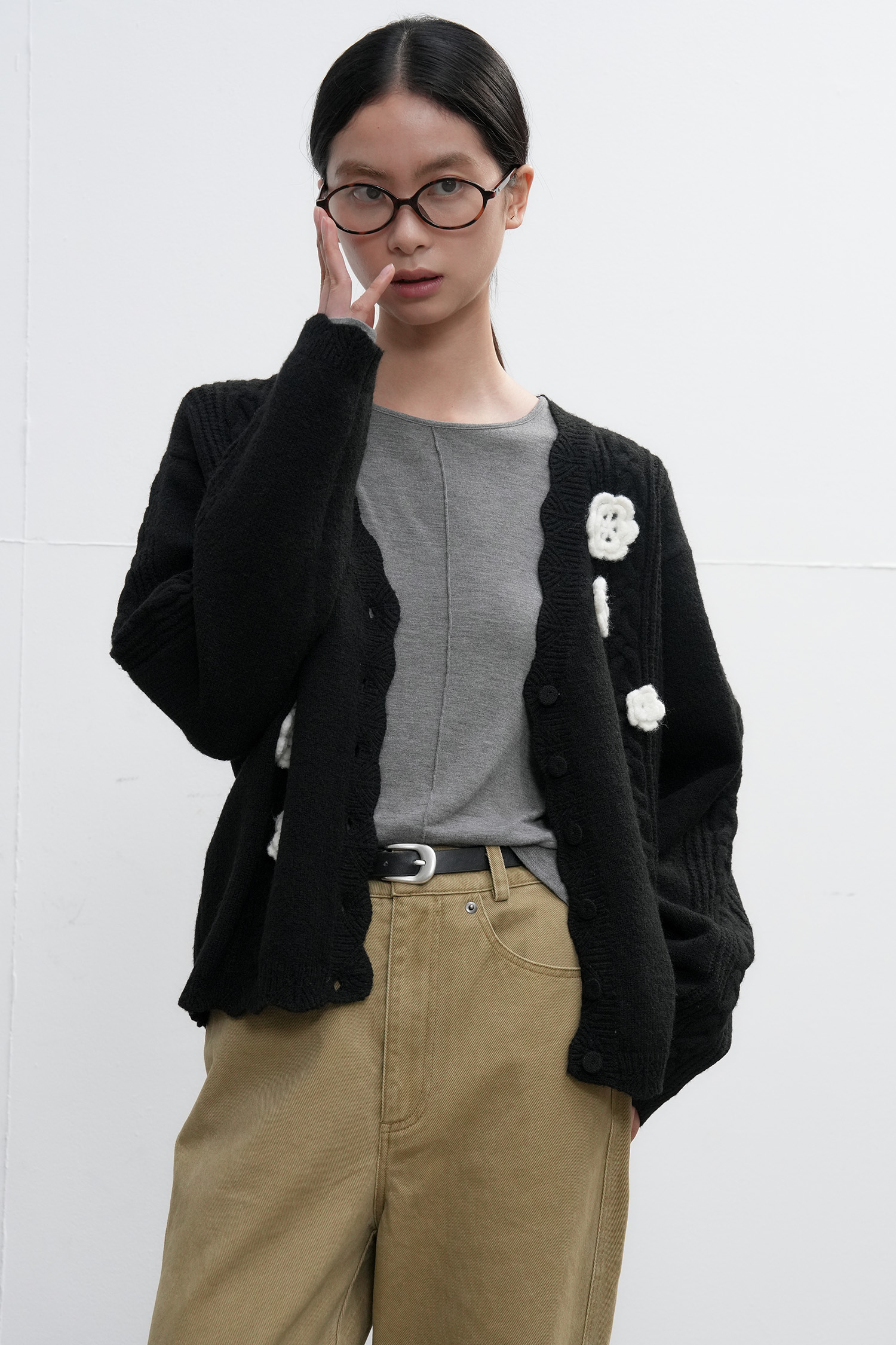 WOMAN フラワーモチーフカーディガン [BLACK]