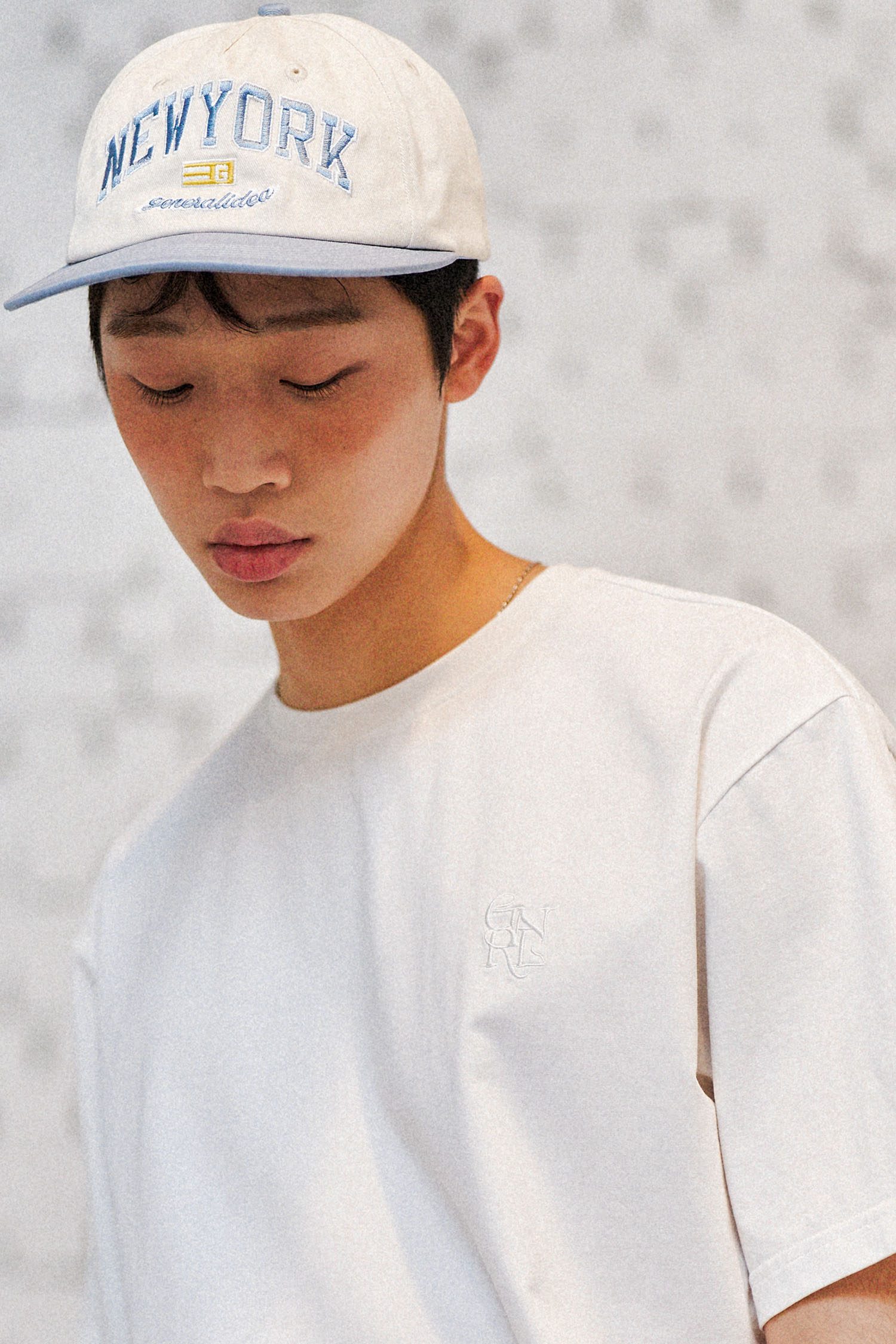 美品　※日本未発売　YOKO ONO ベースボールキャップ ホワイト UNISEX ニューヨーク レトロ ベースボールキャップ [CREAM] | GENERAL