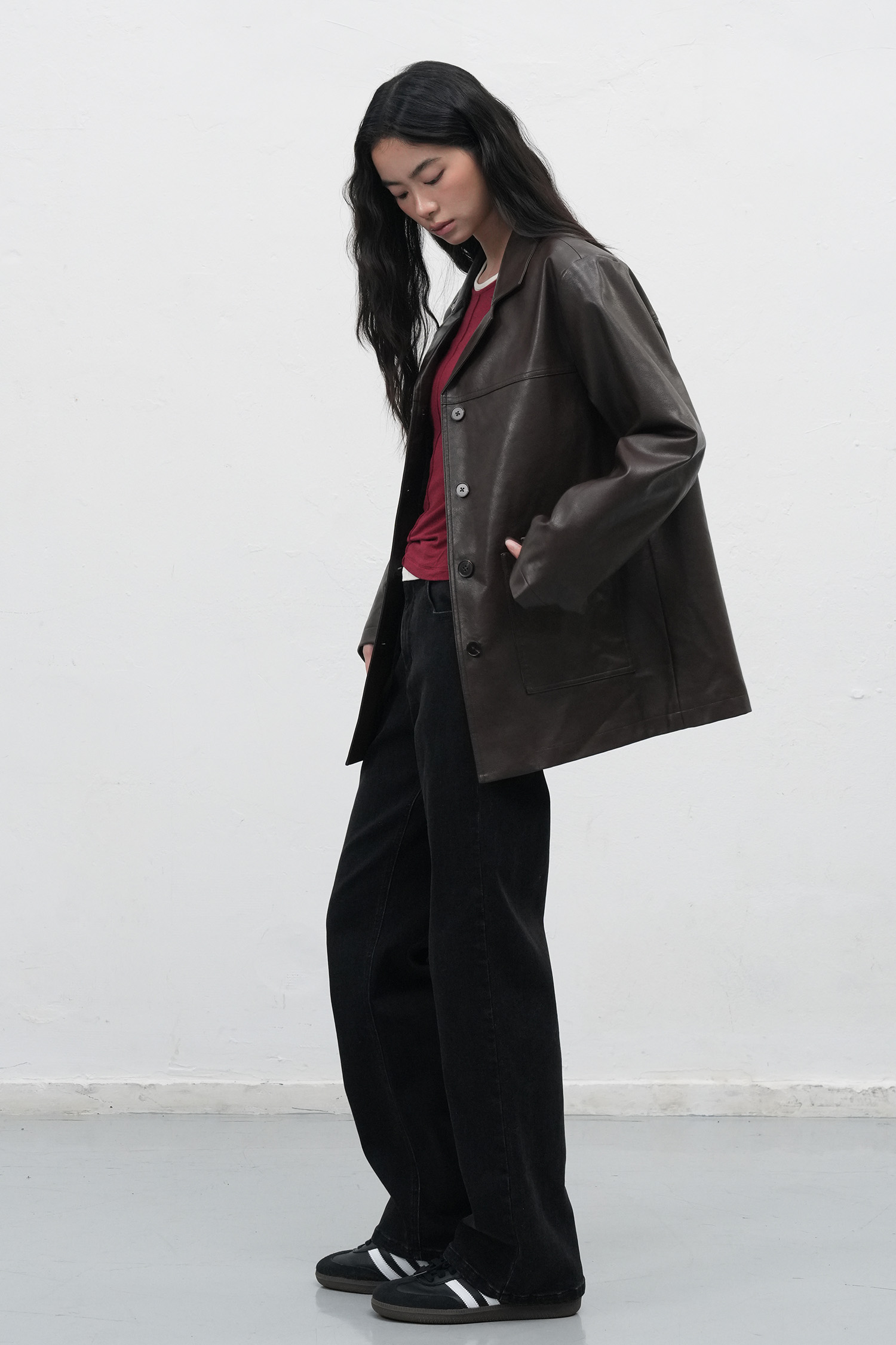 WOMAN ウォッシングブーツカットデニムパンツ [BLACK]