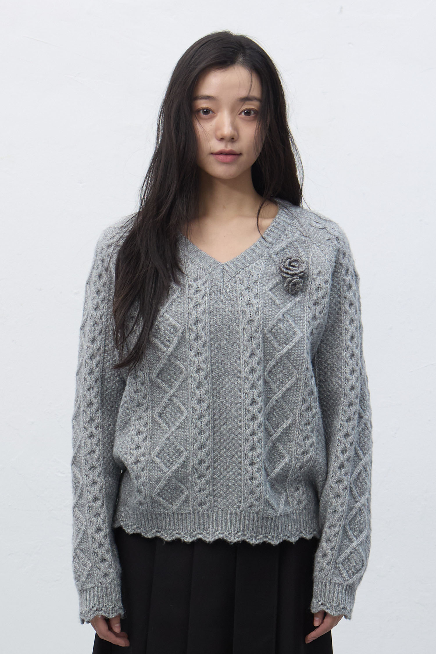 WOMAN スカラップケーブルニットプルオーバー [GREY]