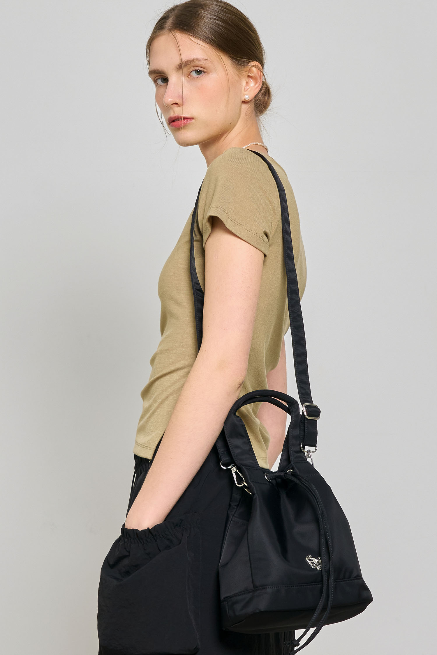 日本未上陸☆ALDO 新作 バケットバッグ Verallie Veraleyyx Light Brown Women's Backpacks | ALDO US