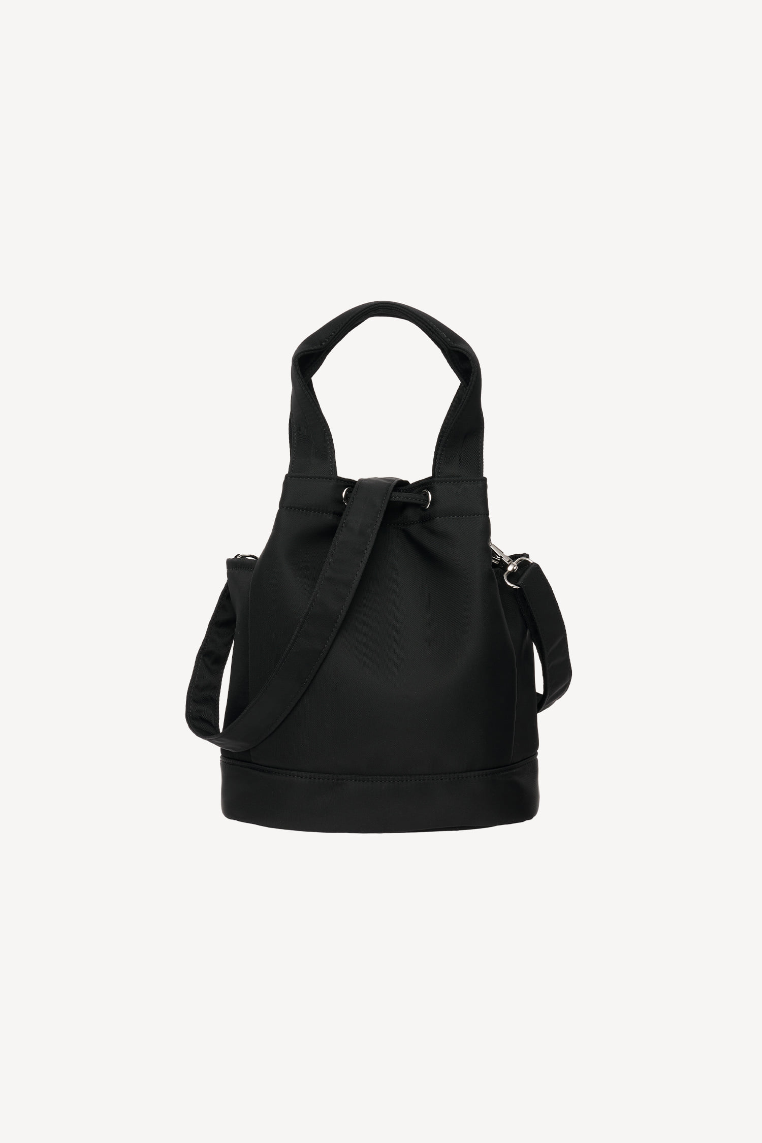 ☆日本未上陸*ALDO*新作*バケットバッグ/BLACK☆ WOMAN GNRL ナイロンバケットバッグ [BLACK] - GENERAL IDEA