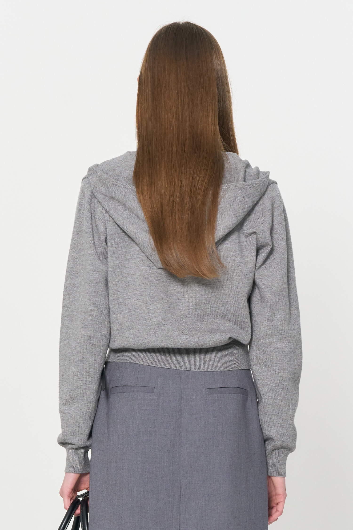 GENERAL IDEA ロゴ入り長袖フード付きニットパーカー [GREY] GENERAL IDEA] WOMAN GNRL ロゴ入り長袖フード付きニット
