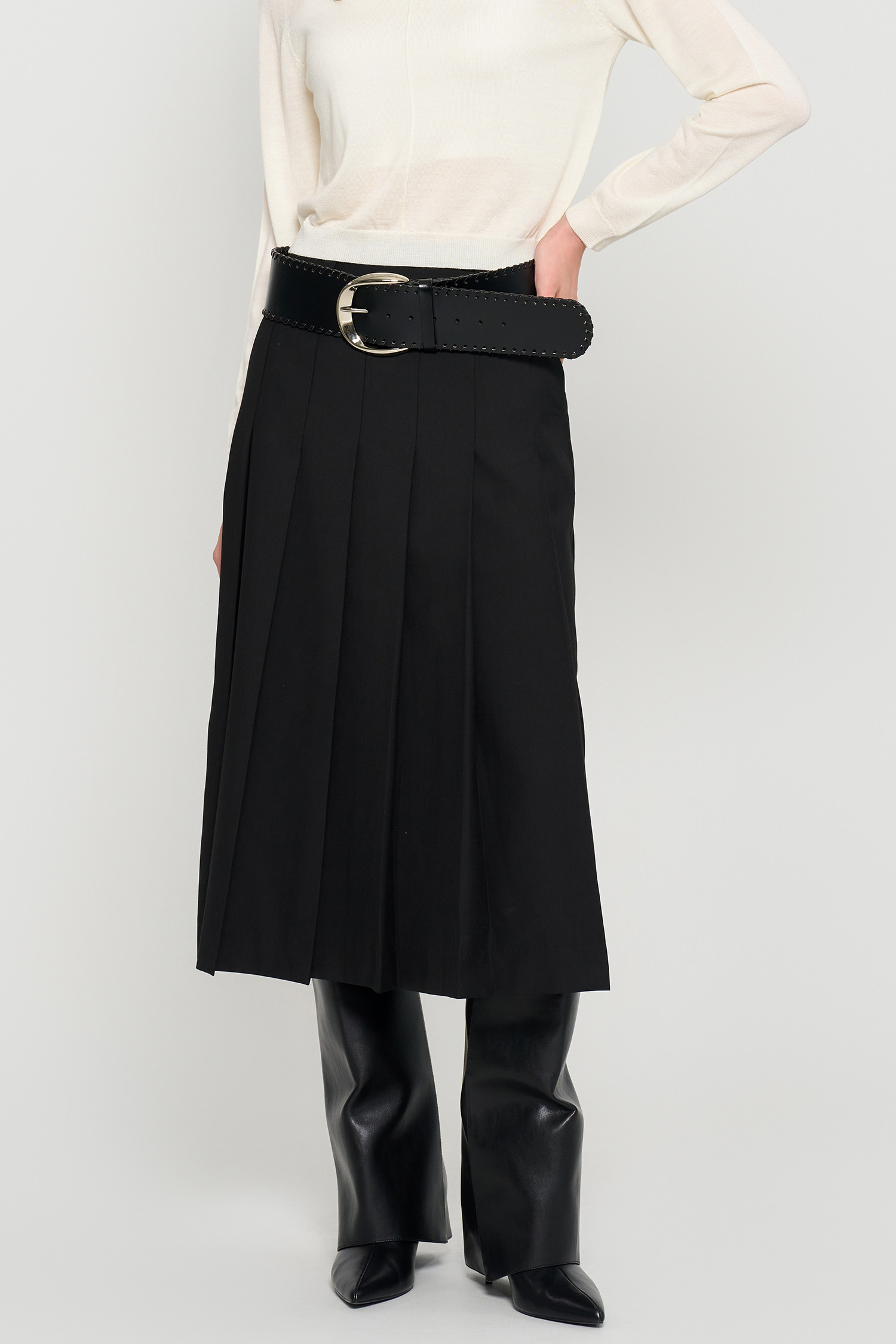 黒のフレアスカート　シェリエ MINI SKIRT – shéller / シェリエ
