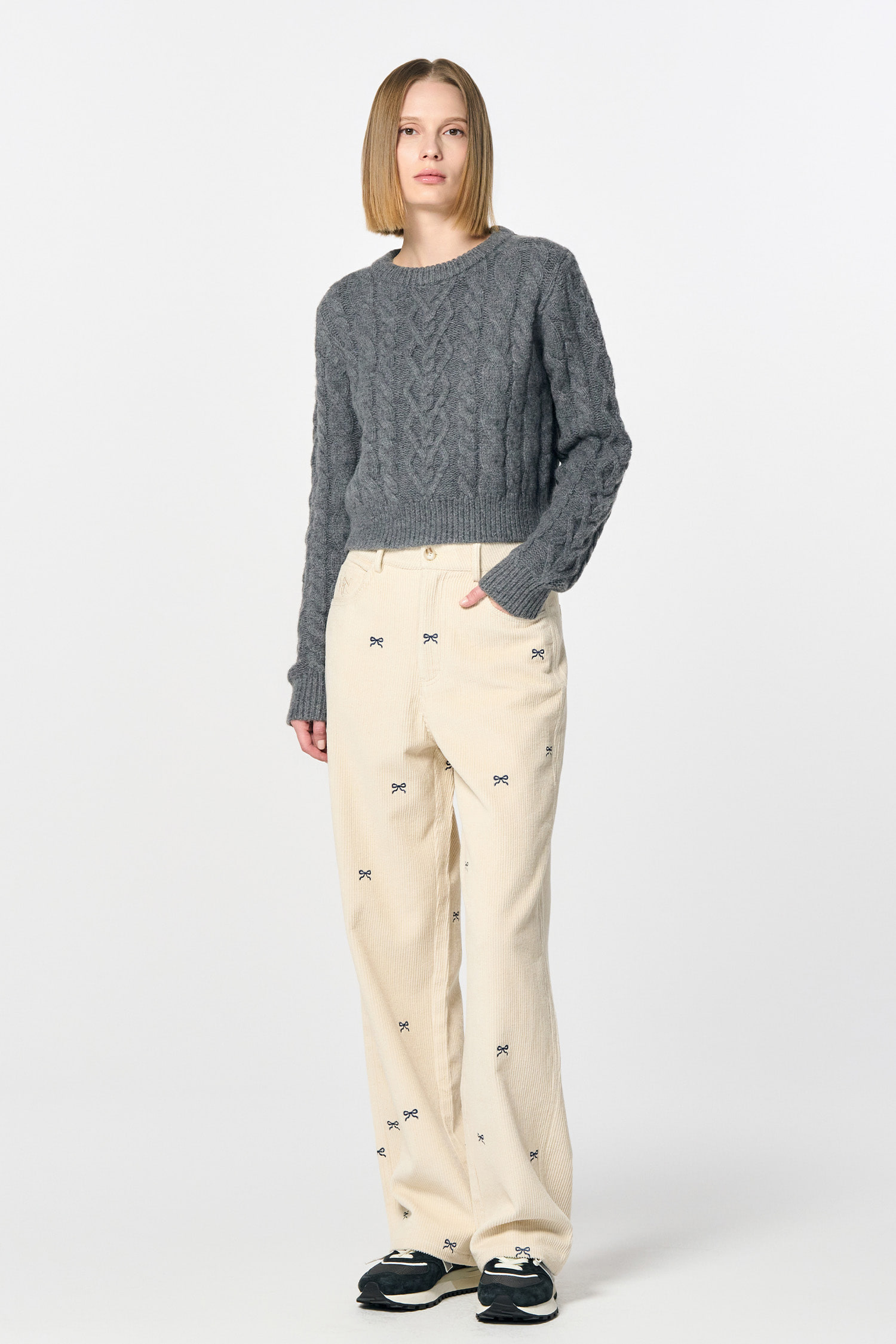 GENERAL IDEA] WOMAN リボン刺繍コーデュロイパンツ [IVORY