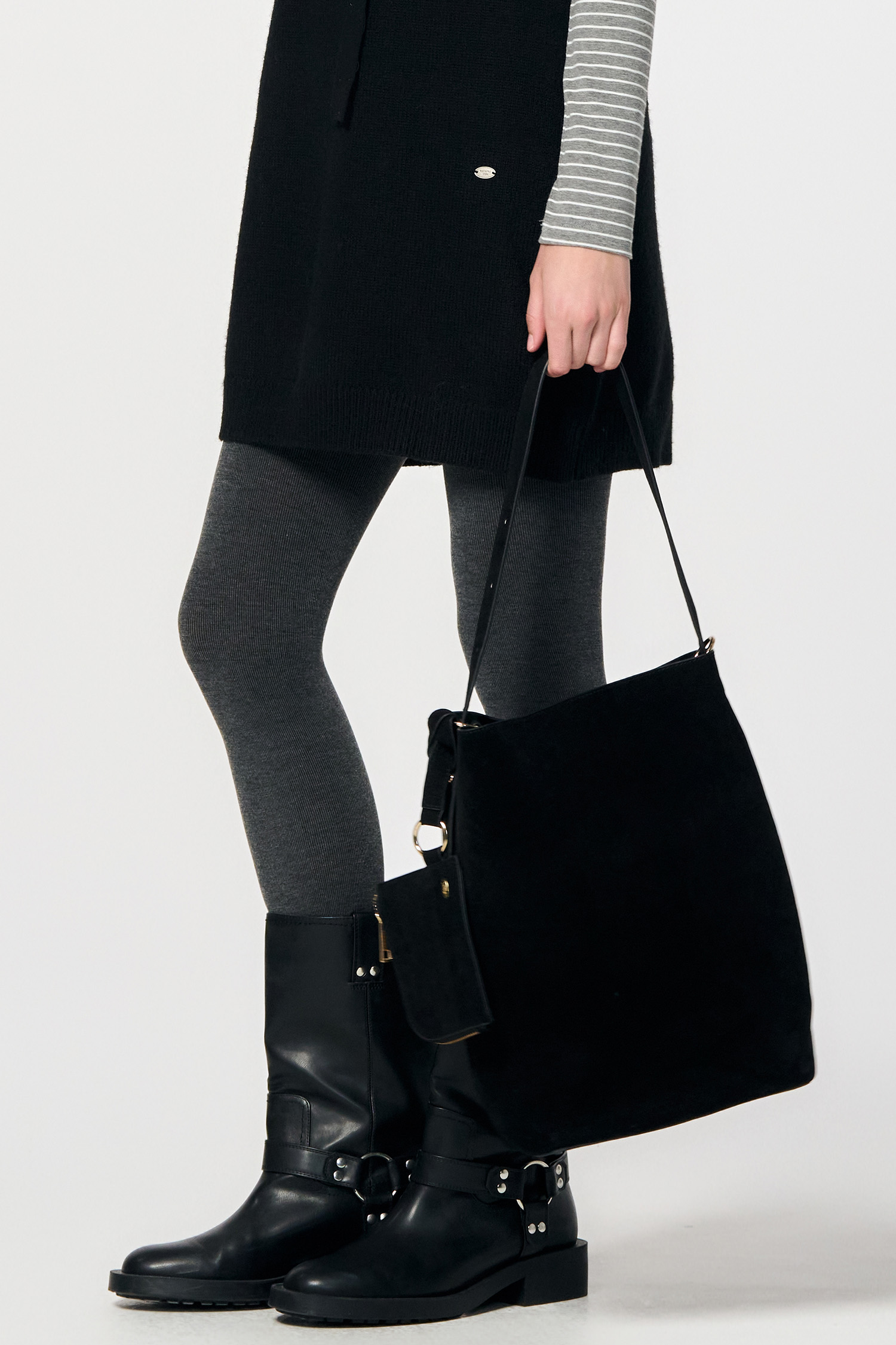 GENERAL IDEA] WOMAN ポーチ付きエコスエードショルダーバッグ