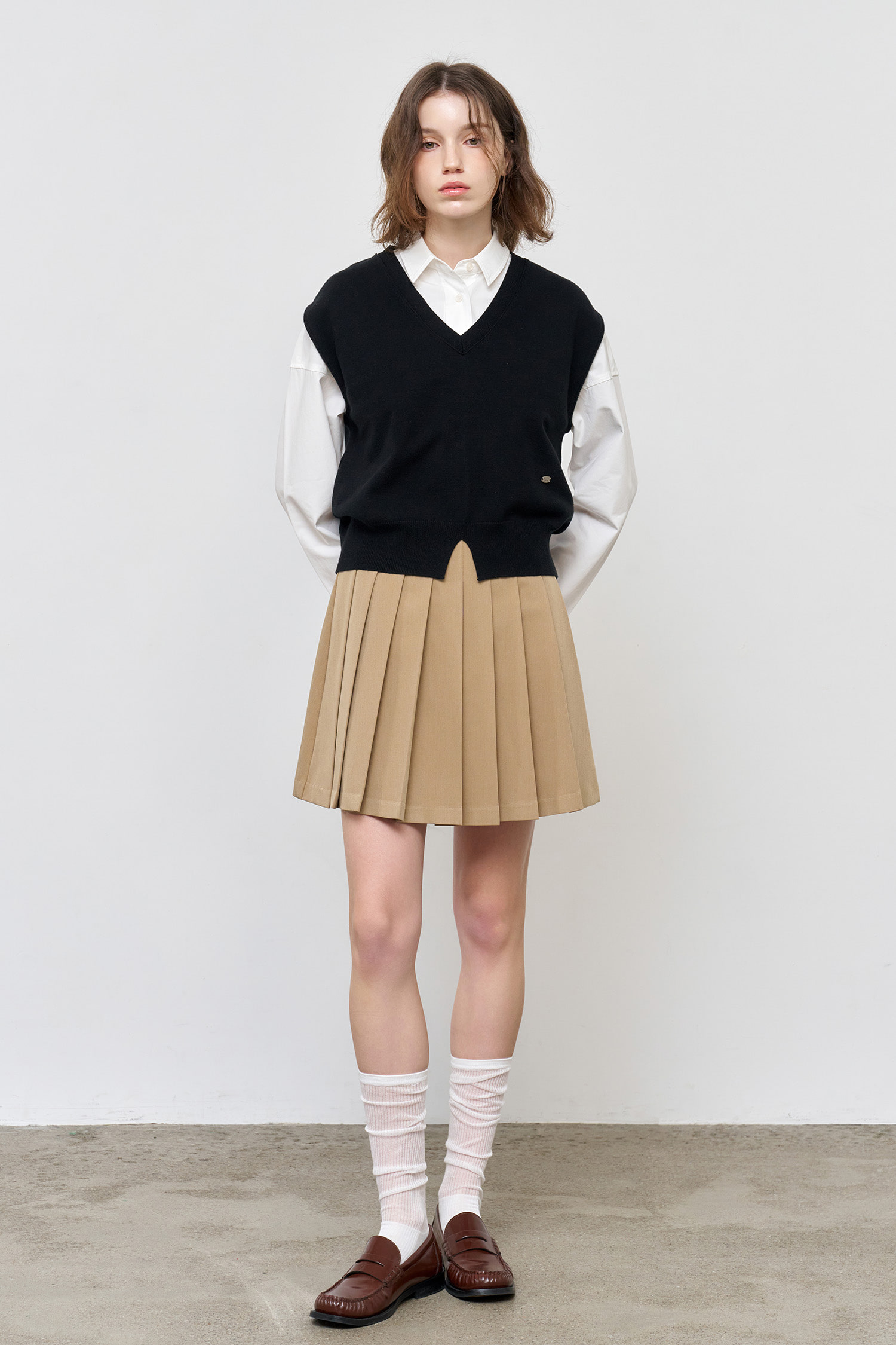 G/FORE韓国ジーフォアレディースニットベストsizeMブラック① GENERAL IDEA] WOMAN ルーズフィットニットベスト [BLACK] (韓国