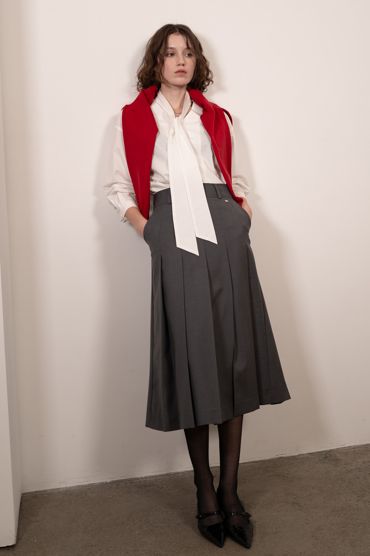 GENERAL IDEA] WOMAN ボールドプリーツロングスカート [CHARCOAL