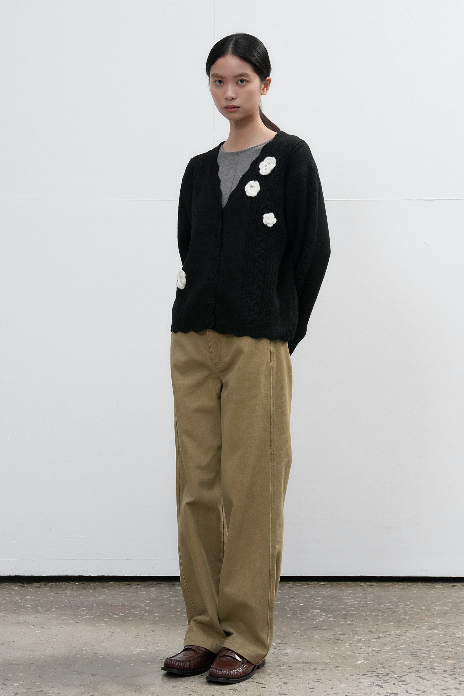 WOMAN フラワーモチーフカーディガン [BLACK]