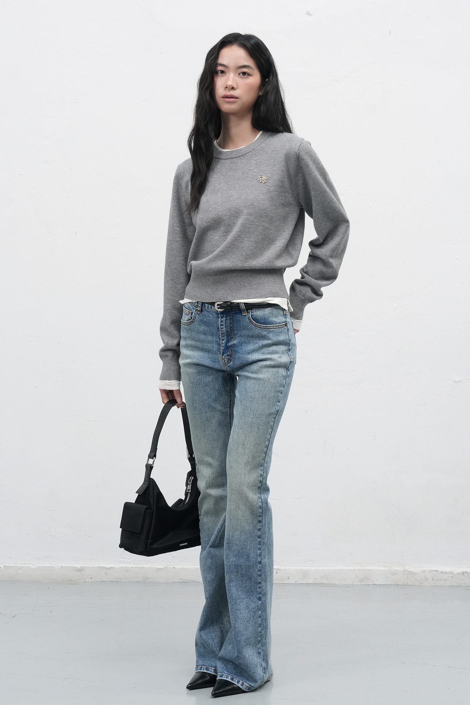 新品タグ付き　Heve ペタルニット　チャコールグレー 美品 heve へイヴ ペダルニット チャコール - メルカリ