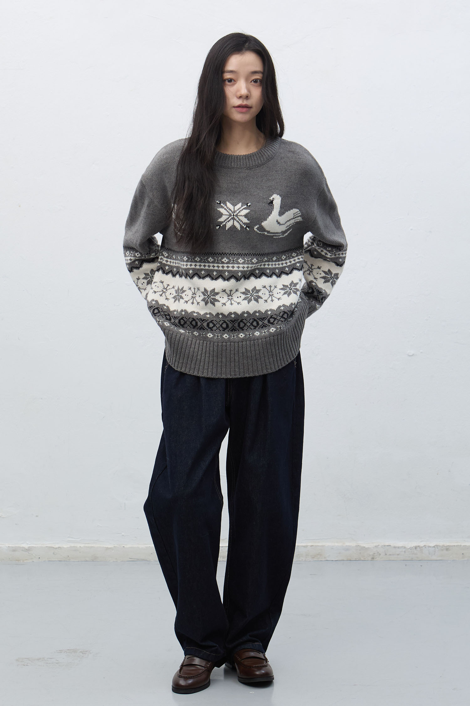 【最終値下げ】新品タグ付き　ERL スカルデザイン グレーラメセーター WOMAN スワンノルディックニットプルオーバー [GREY]