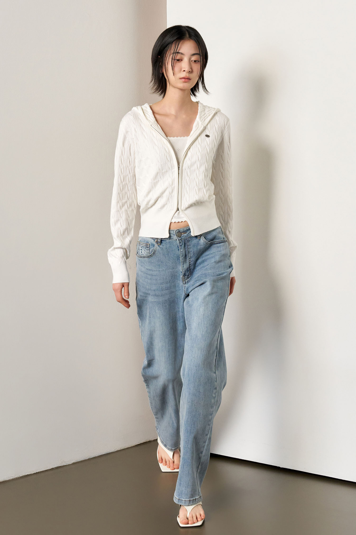 【GENERAL IDEA】WOMAN Glossy Coating Jumper★送料・関税込 GENERAL IDEA】WOMAN Glossy Coating Jumper☆送料・関税込
