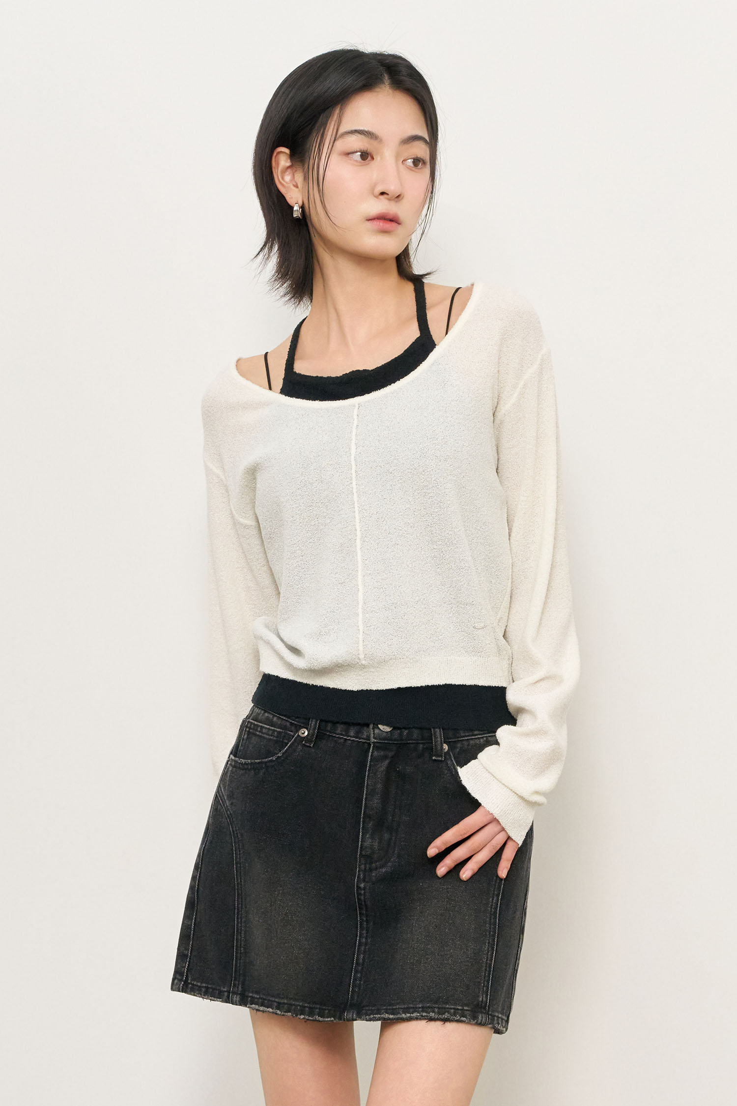 【GENERAL IDEA】リボンが可愛い☆ボタンスリット 半袖Tシャツ GENERAL IDEA】リボンが可愛い☆ボタンスリット 半袖Tシャツ