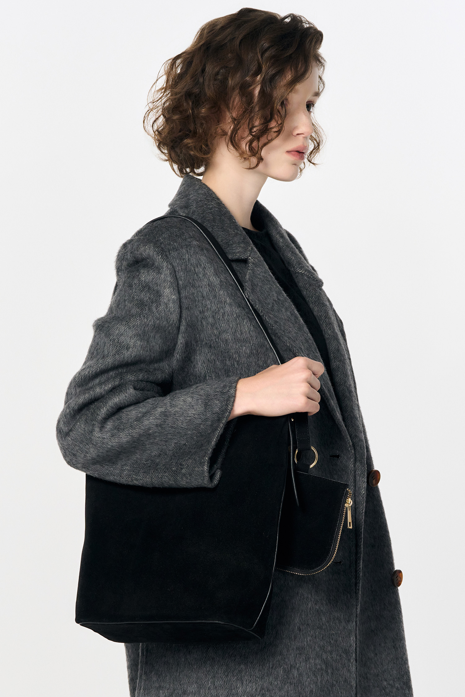 ★GENERAL IDEA★ WOMAN Eco Suede Basket Shoulder Bag [BEIGE] GENERAL IDEA] WOMAN ポーチ付きエコスエードショルダーバッグ