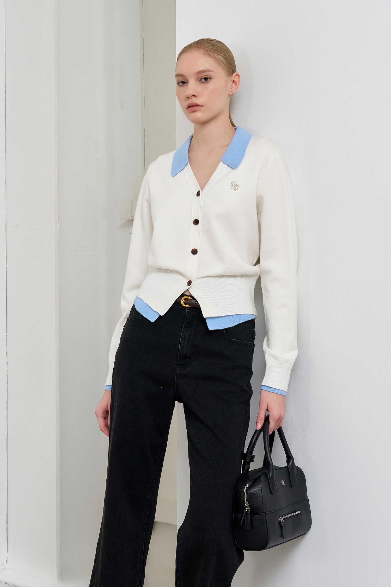 シャツレイヤード風ニットカーディガン [WHITE] GENERAL IDEA] WOMAN シャツレイヤード風ニットカーディガン