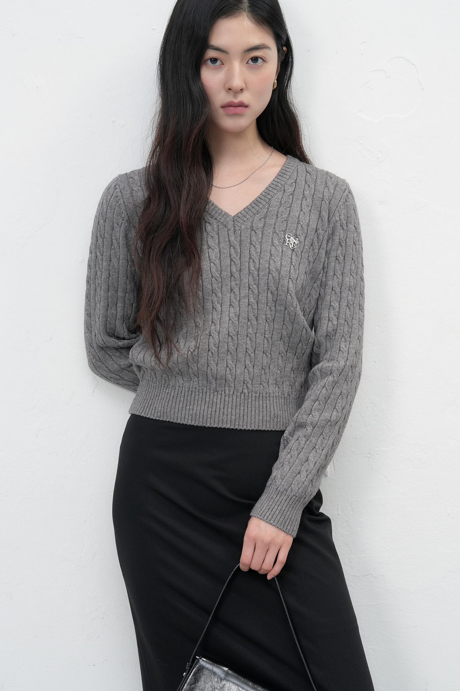 WOMAN ウールVネックケーブルニットプルオーバー [NAVY] 