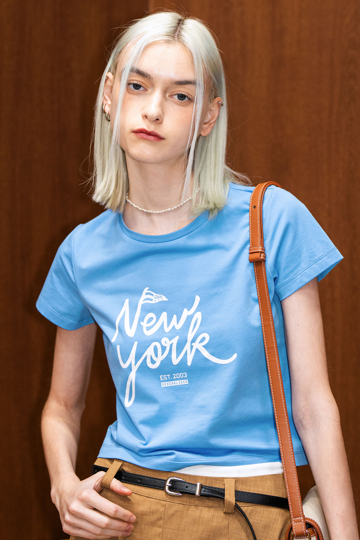 WOMAN 2003 뉴욕 크롭 반팔 티셔츠 [BLUE]