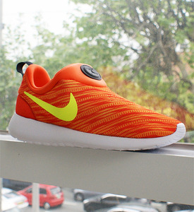 국내당일발송 나이키 로쉐런 슬립온 GPX 오렌지 (NIKE ROSHERUN SLIP ON GPX ) 644433-800