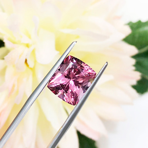 4.34ct 천연 핑크 투어멀린 (Tourmaline)