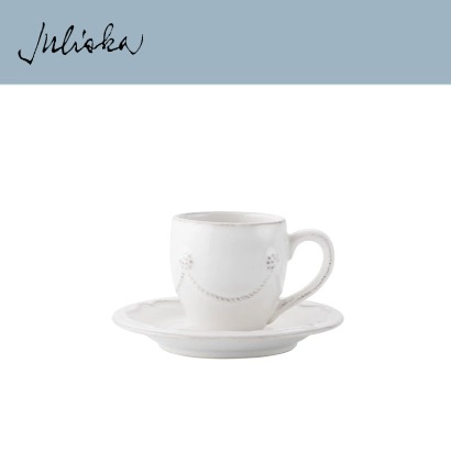 Juliska 베리 앤 스레드 Berry &amp; Thread Demitasse Cup &amp; Demi Saucer - Whitewash (1set / 2pc) 3 oz (0.1 L) &amp; 4 1/2 in (11*11cm) 관부가세 포함