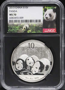 중국 2013년 팬더 1oz 은화 (블랙 슬랩) NGC 70등급