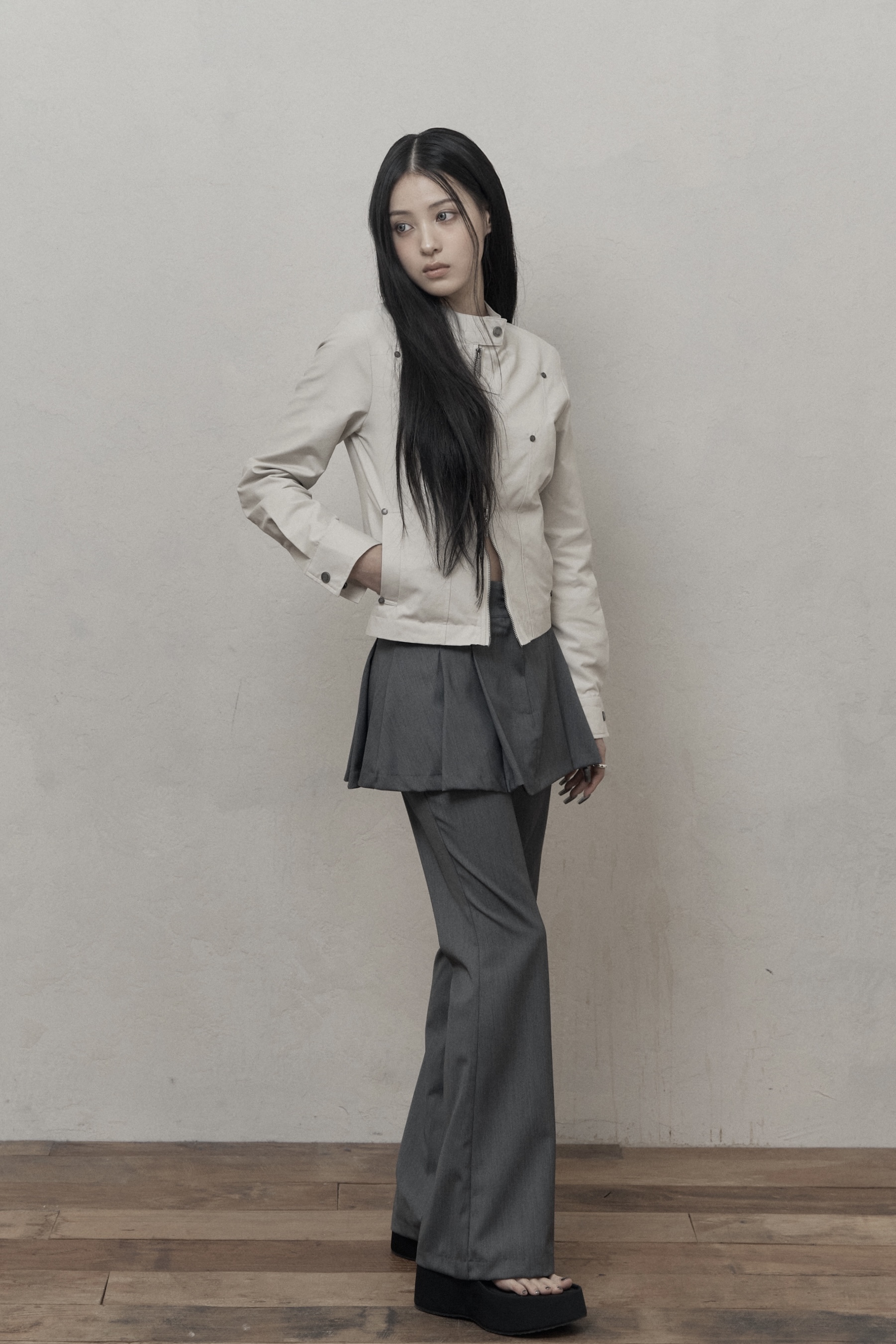 KHAKIPOINT ■ Skirt Layered Bootcut Pants Skirt Layered Bootcut Pants - KHAKIPOINT