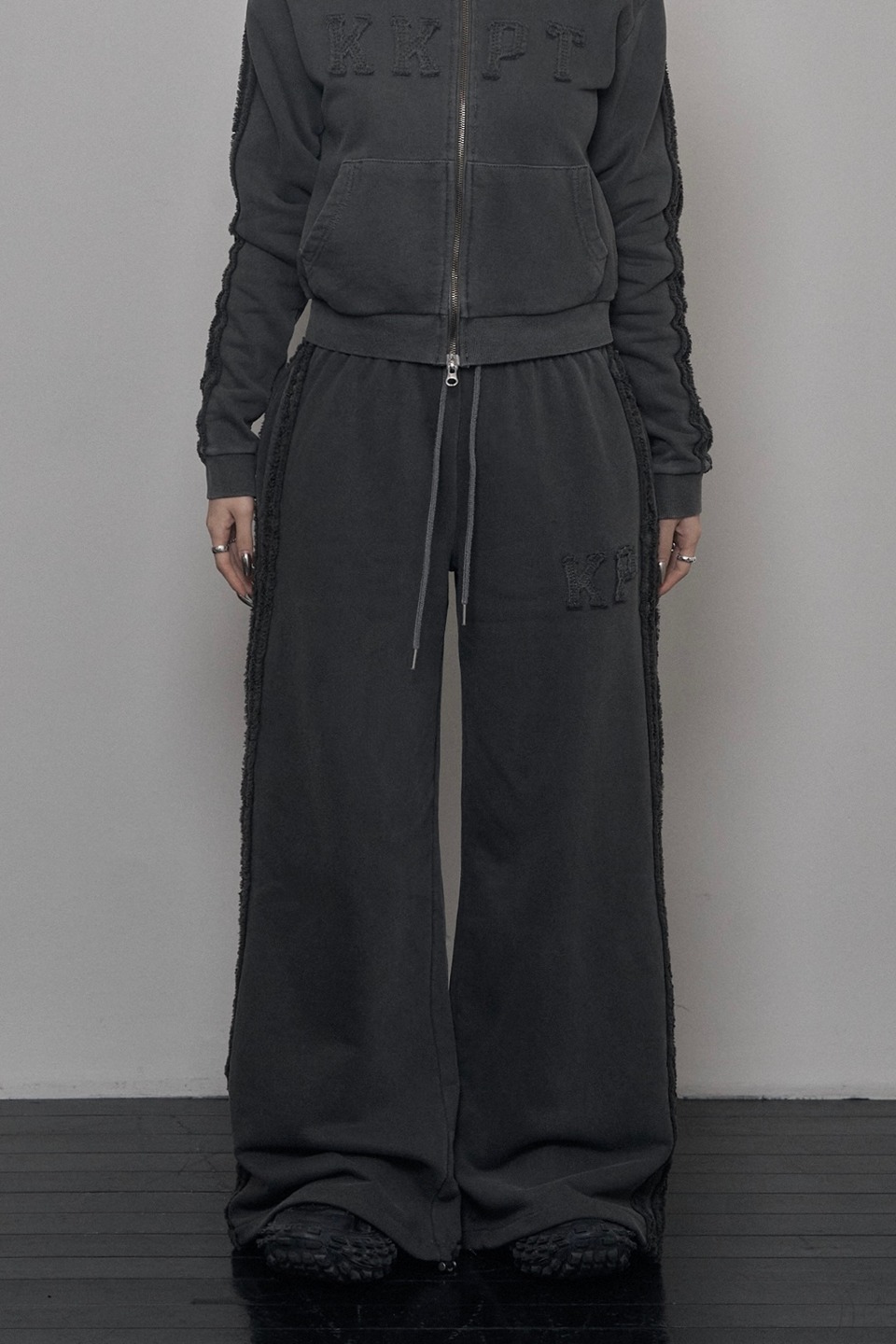 ★送料/関税無料★ ●KHAKIPOINT● 25SS Pigment Sweat Pants Pigment Sweat Pants - KHAKIPOINT