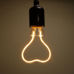 (코스모스) LED 밴딩 하트 투명 램프 5W 26베이스