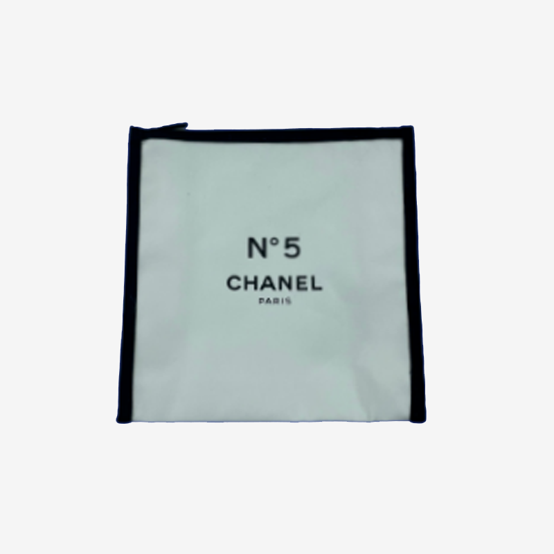 &#039;노벨티&#039; CHANEL 사각 파우치