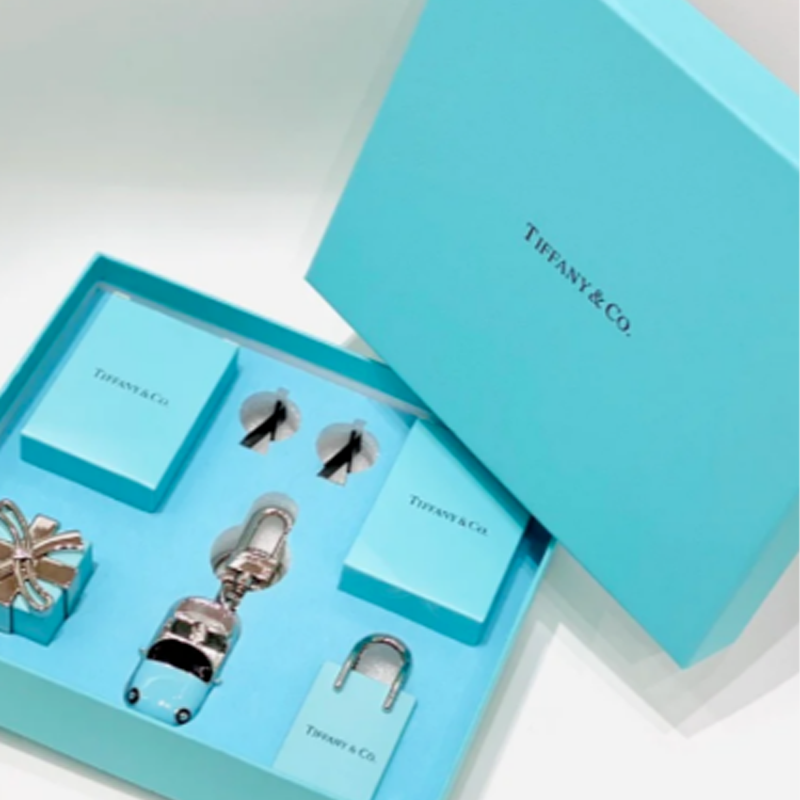 TIFFANY &amp; CO 티파니앤코 차량 방향제 + 키링 SET ☆박스구성