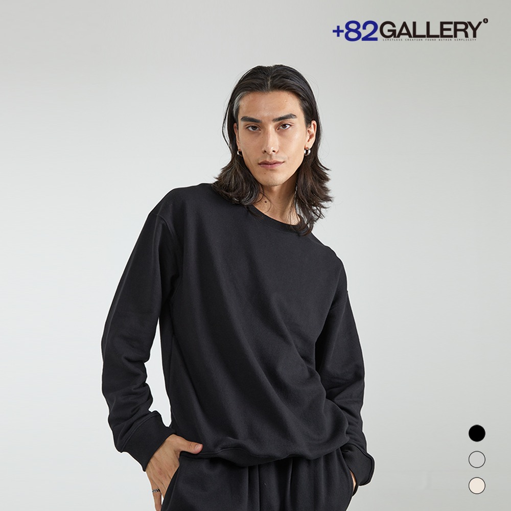 +82GALLERY[plus82galleryS] Soft Terry Black Sweatshirt