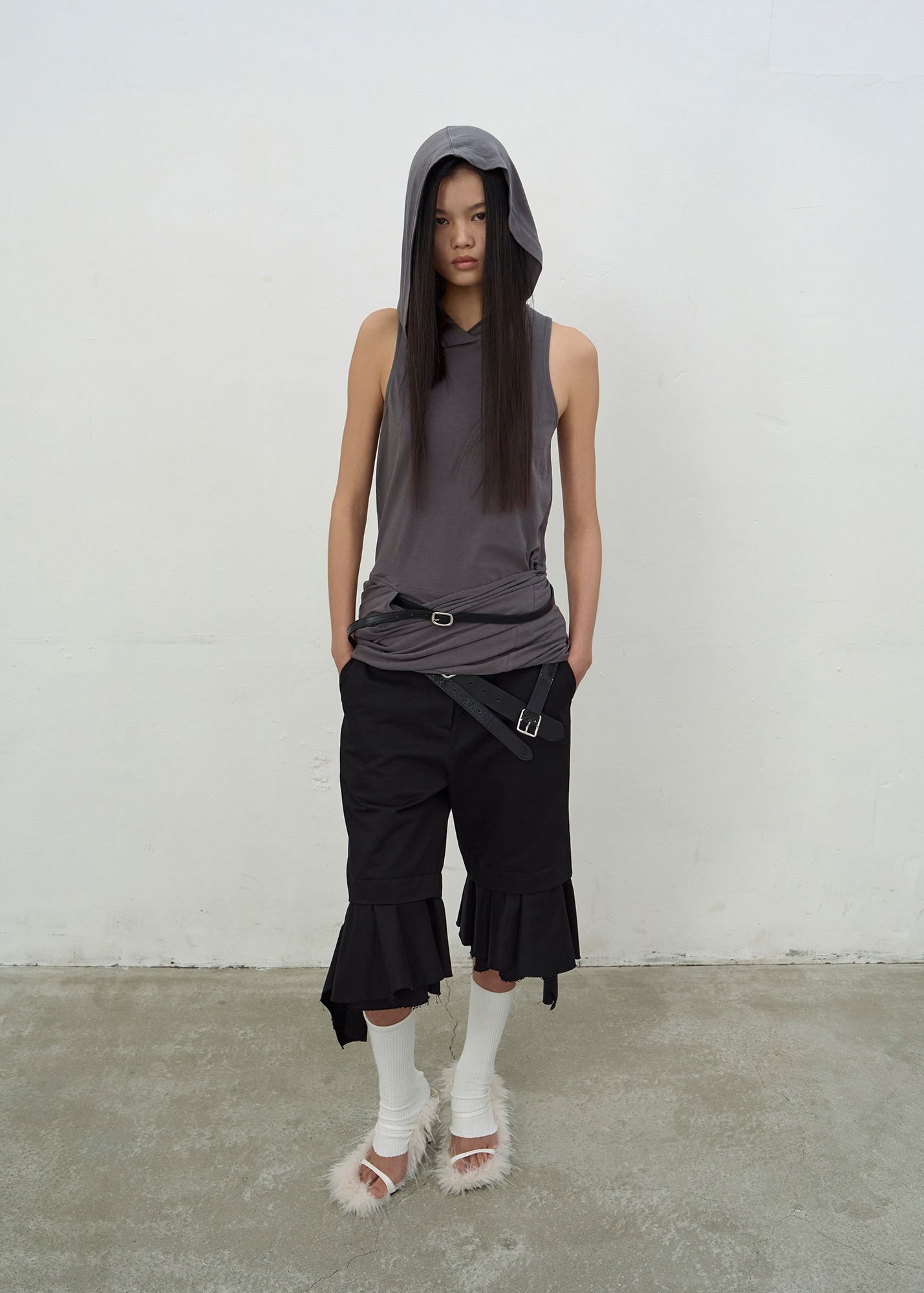 LCDC ♥ RUFFLE DETAIL BERMUDA SHORTS /追跡付 LCDC ♥ RUFFLE DETAIL BERMUDA SHORTS /追跡付 Ruffled Black