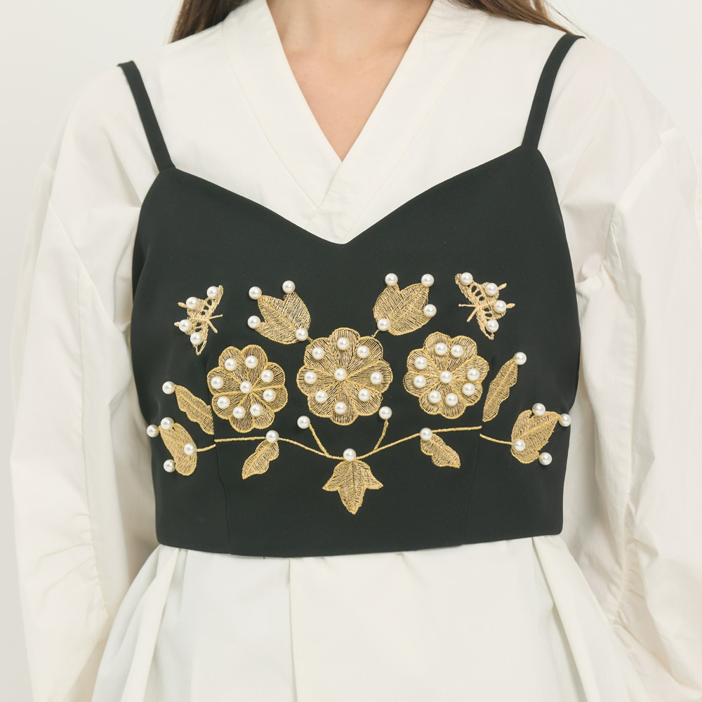 Pearl scent pouch embroidery Tube Top [black]