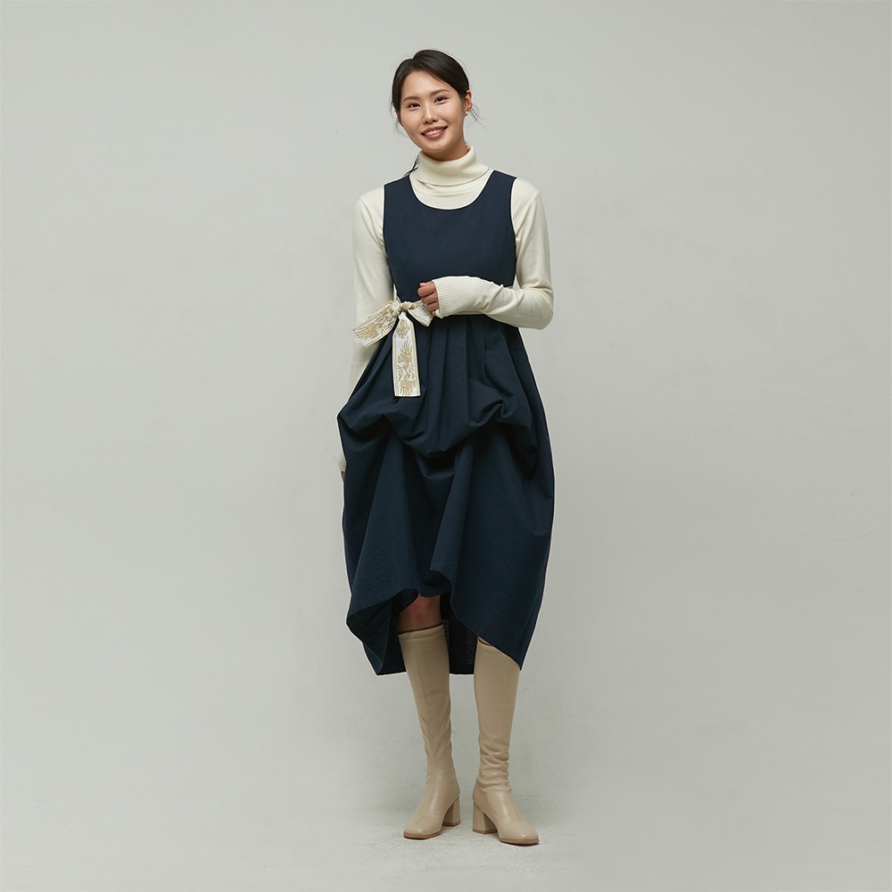 Winter Love Structured Dress [Navy]