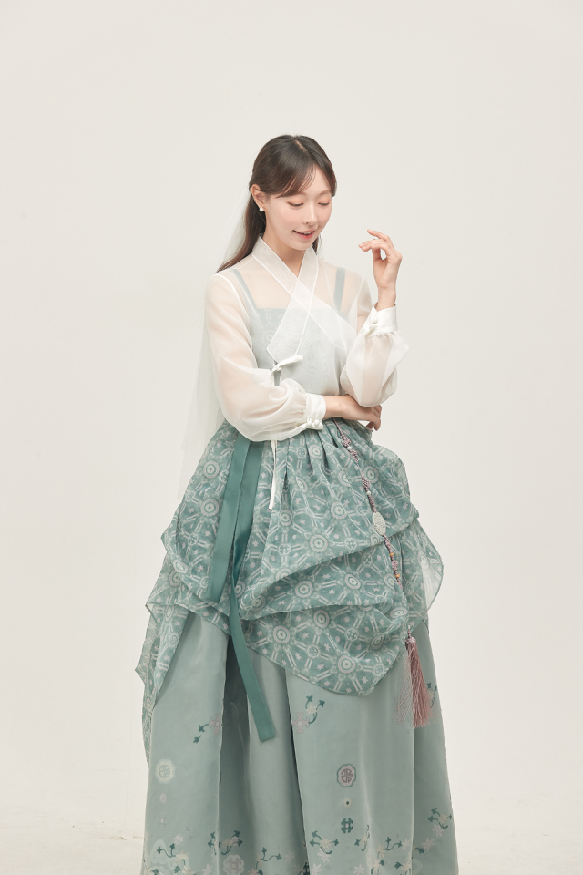 King taejo Eojin Adjust Hanbok Dress [Sage Green]